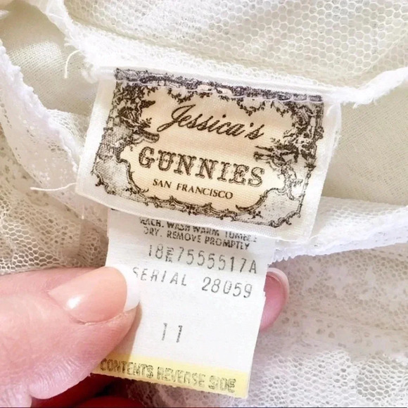 Vintage Jessica’s Gunnies Sax Ivory Victorian Lace Pearl Blouse - Picture 3 of 7